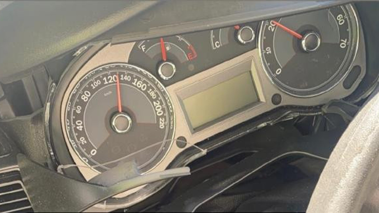 Hatay'da takılı kalan hız göstergesi her şeyi anlatıyor