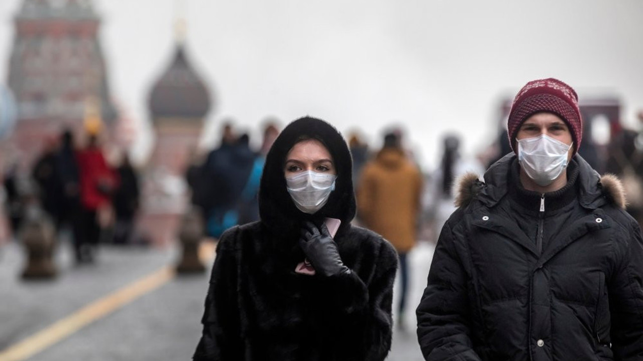 Rusya'da artan vaka sayıları nedeniyle 9 günlük tatil ilan edildi