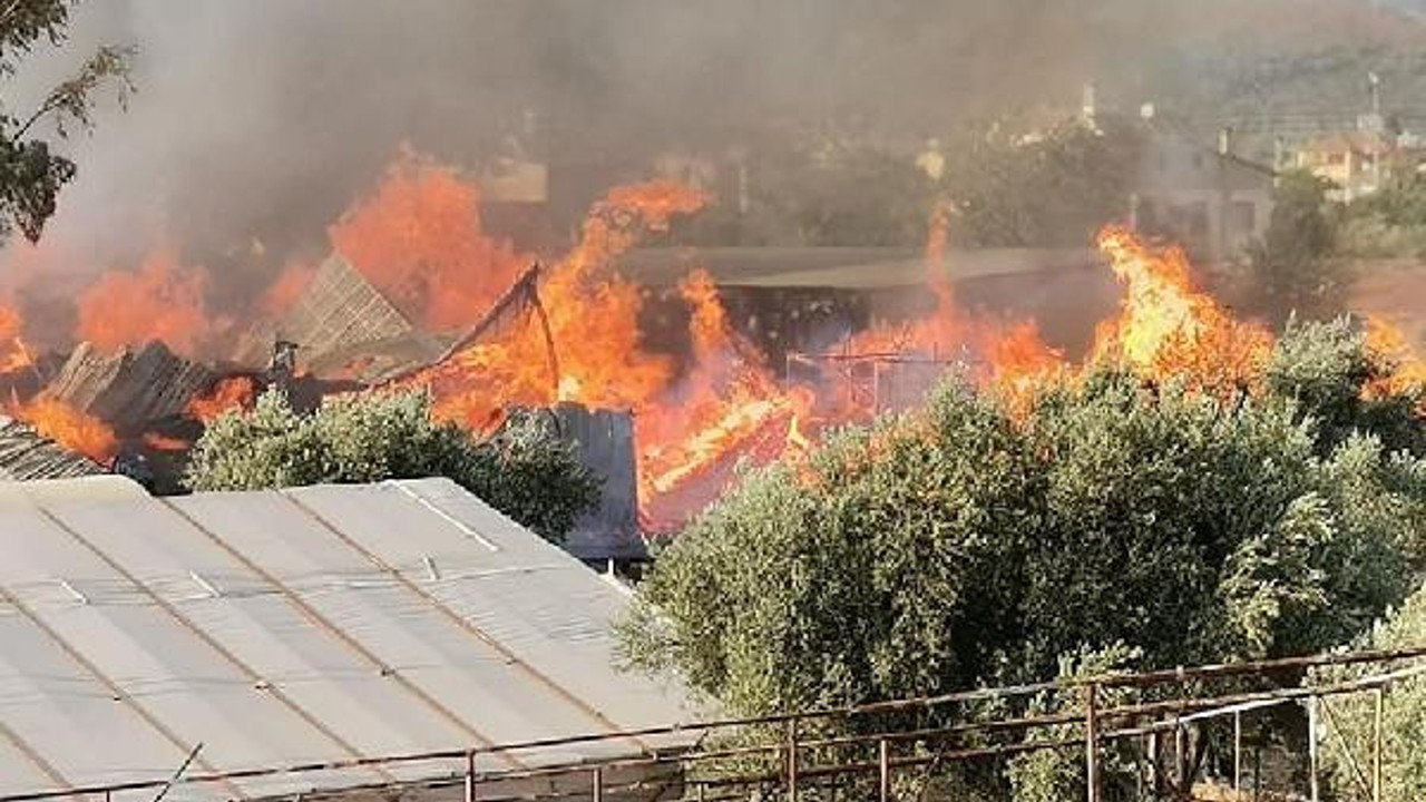 Kereste atölyesi alev alev yandı
