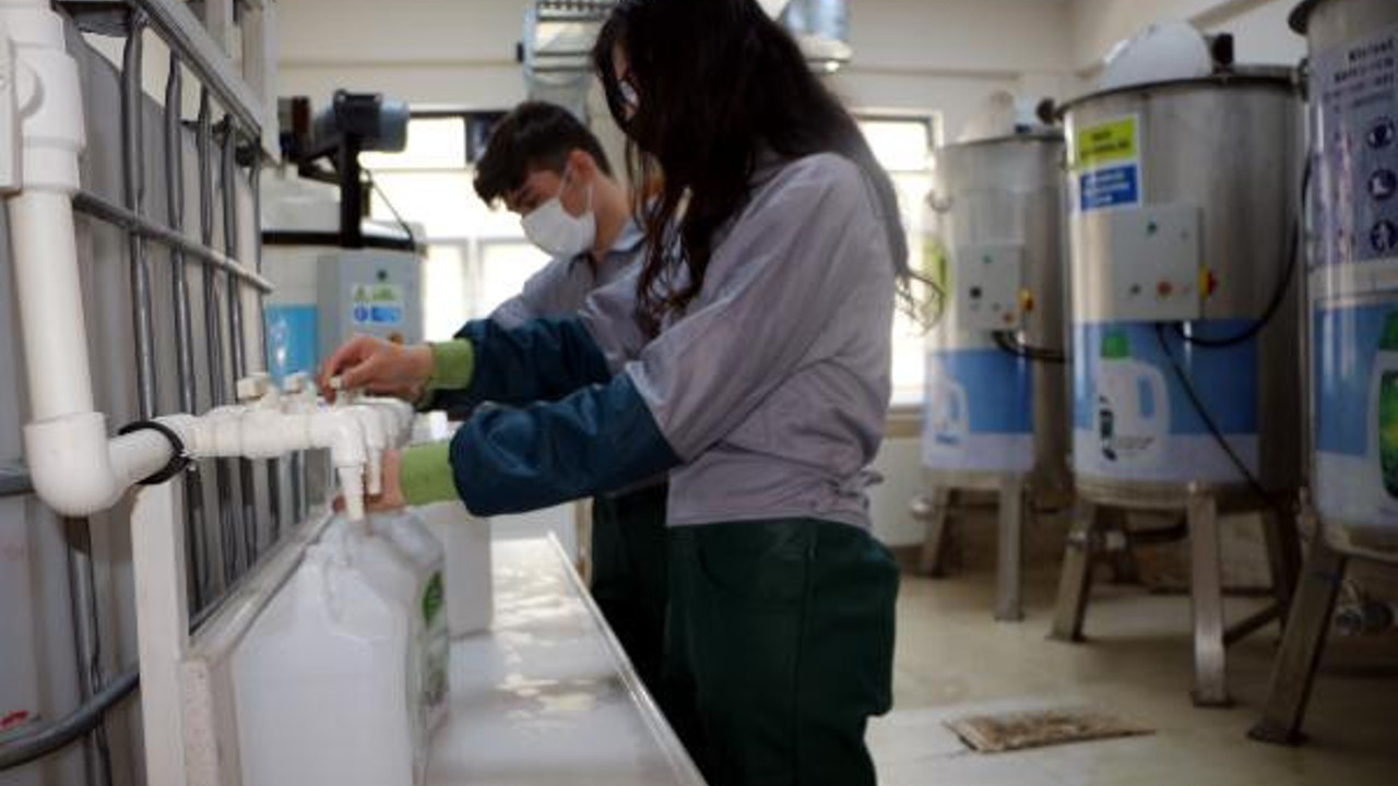 Meslek lisesinden pandemi döneminde 3 milyon TL ciro