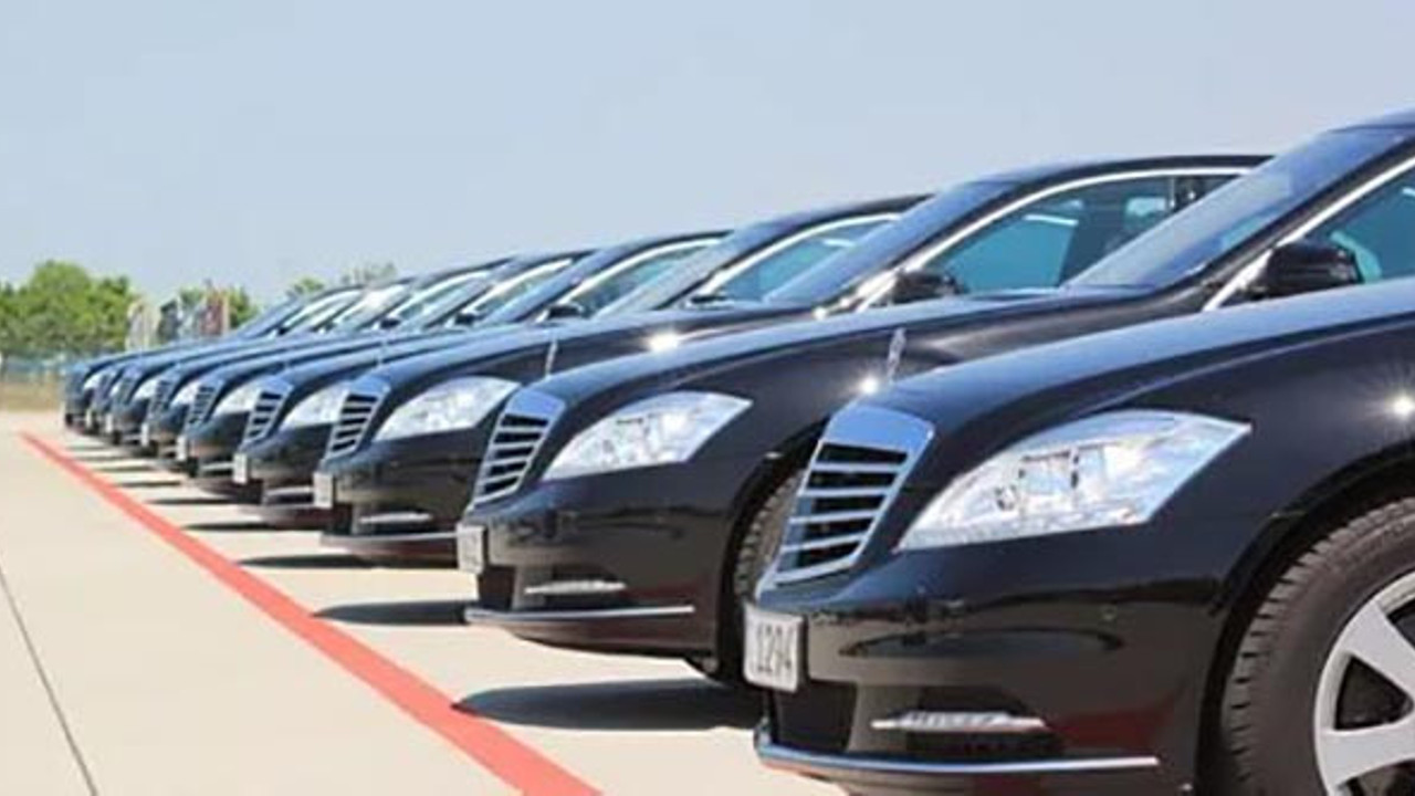 Hazine ve Maliye Bakanlığı 15 lüks araç için 2,8 milyon ödedi