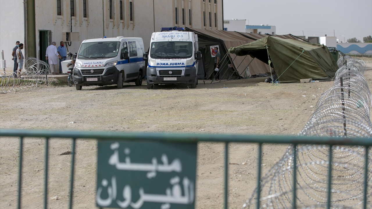 Tunus'ta dört il korona karantinasında