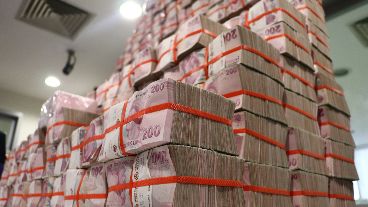 Araplar Türklerin 6 milyarına çöktüler