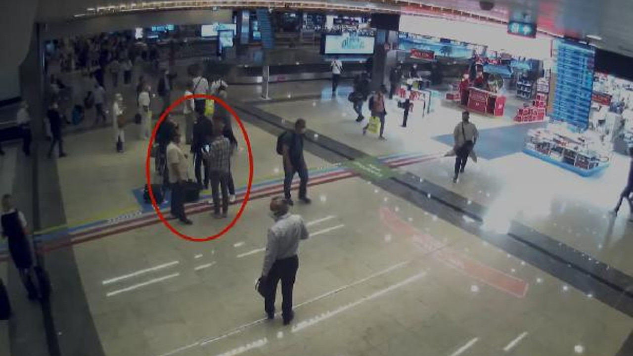 320 adet kapsülle geçmek isterken yakalandılar