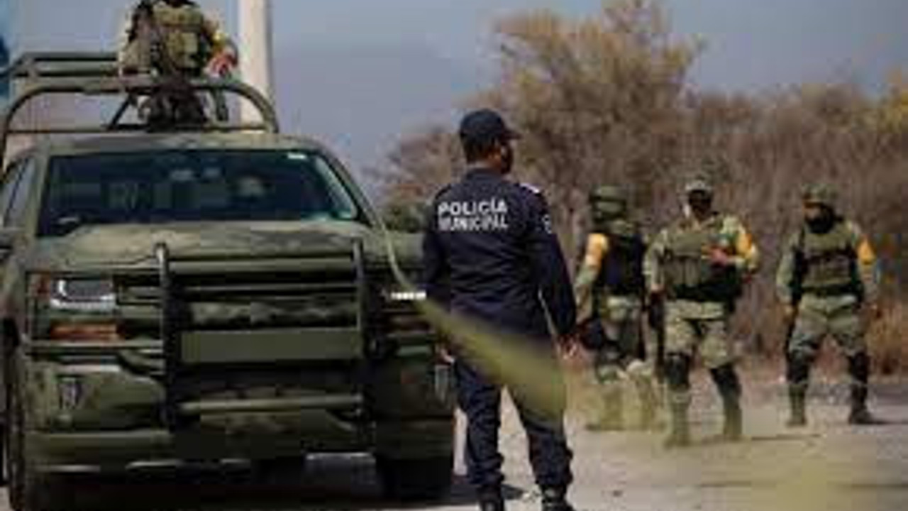 Rakip organize suç örgütleri çatıştı. 18 kişi öldü