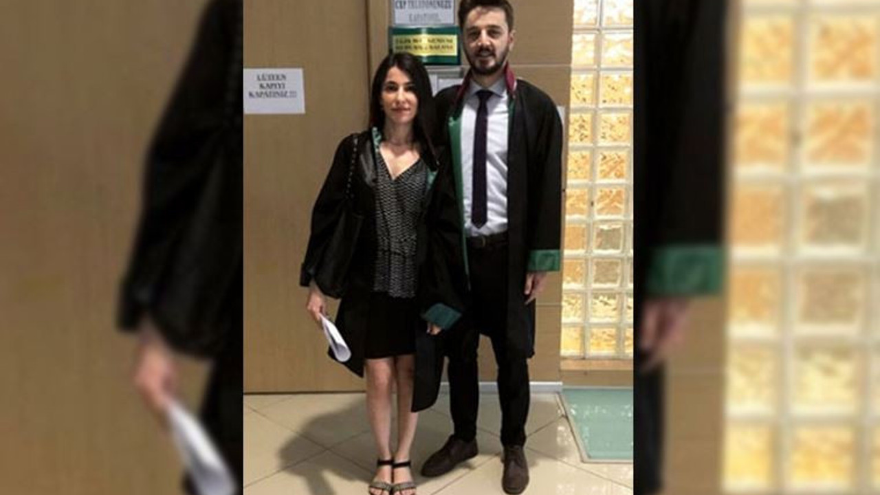 Kadın avukatın etek boyunu ölçen hakim hakkında karar verildi