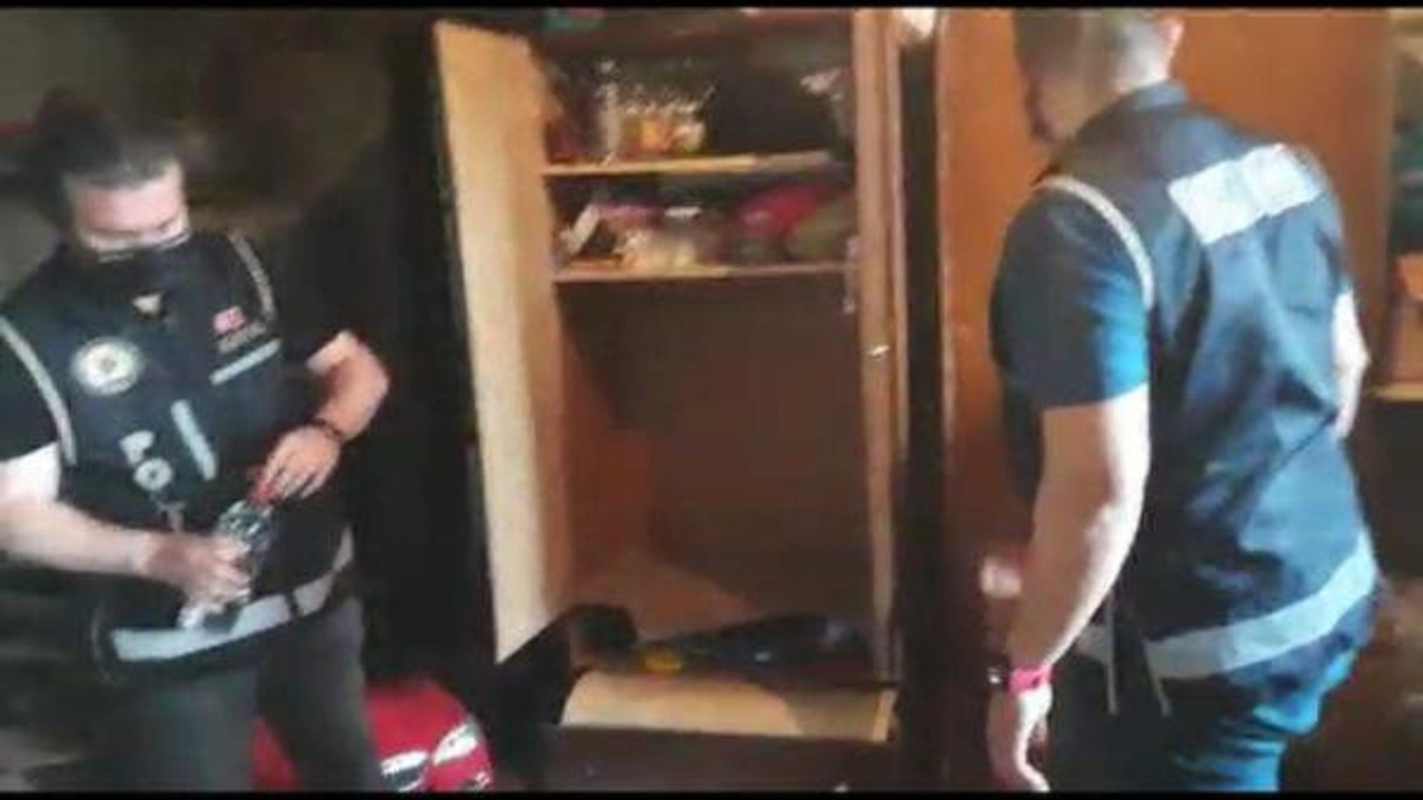 Sahte içki baskınında aynı şişe detayı