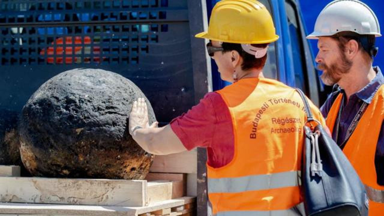 Macaristan'da Osmanlı güllesi bulundu