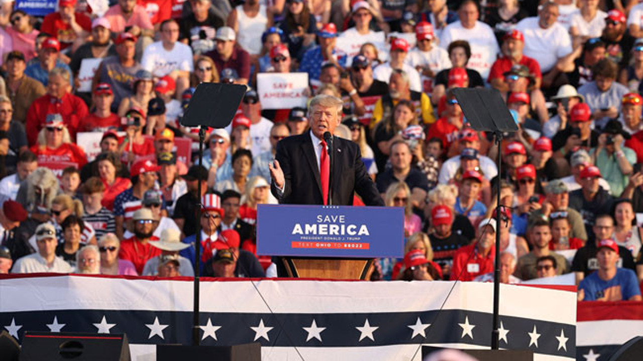 Trump meydanlara döndü