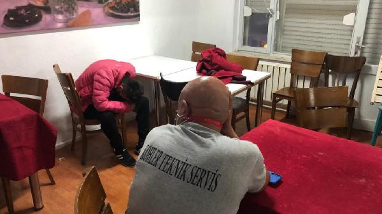 Dernekte kumar oynayan 34 kişiye para cezası