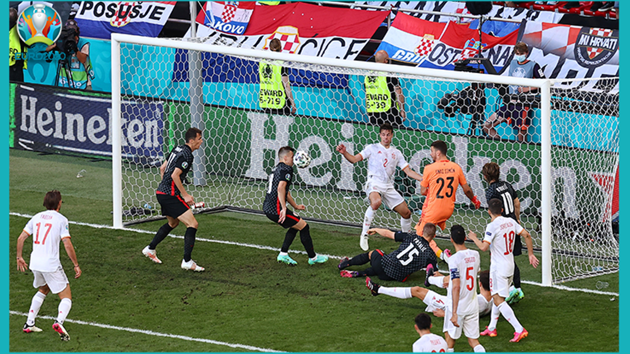 İspanya uzatmalarla turladı