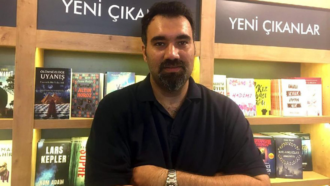 Ünlü gazeteci yazarın ter kokusu isyanı. Markete gittiğinde bakın başına ne geldi