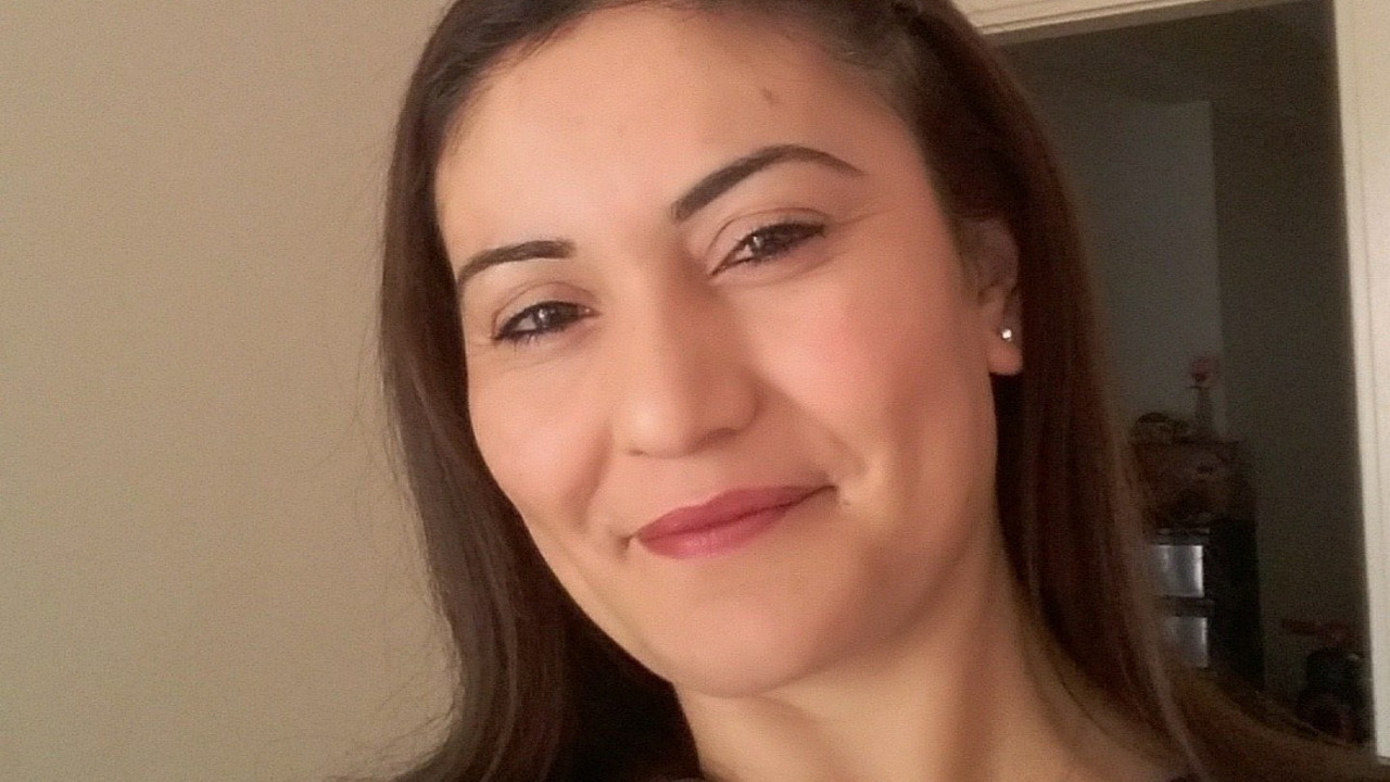 Hakkında uzaklaştırma kararı aldırdığı erkek tarafından boğazı kesilerek öldürüldü