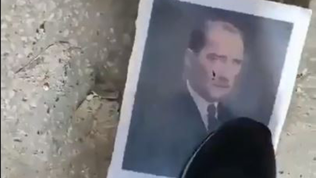 Atatürk'e yapılan alçak saldırı