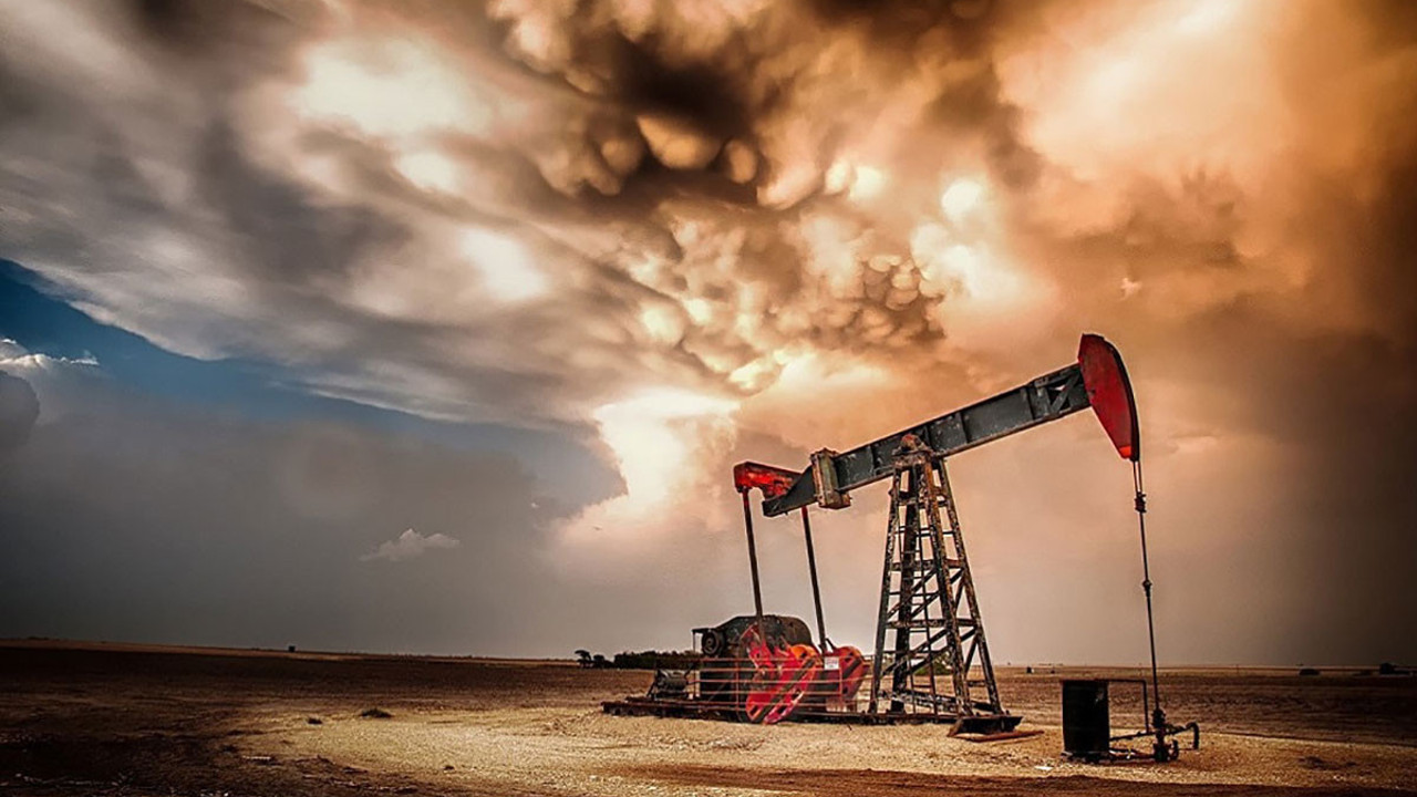 4,5 trilyon varil petrol çalındı