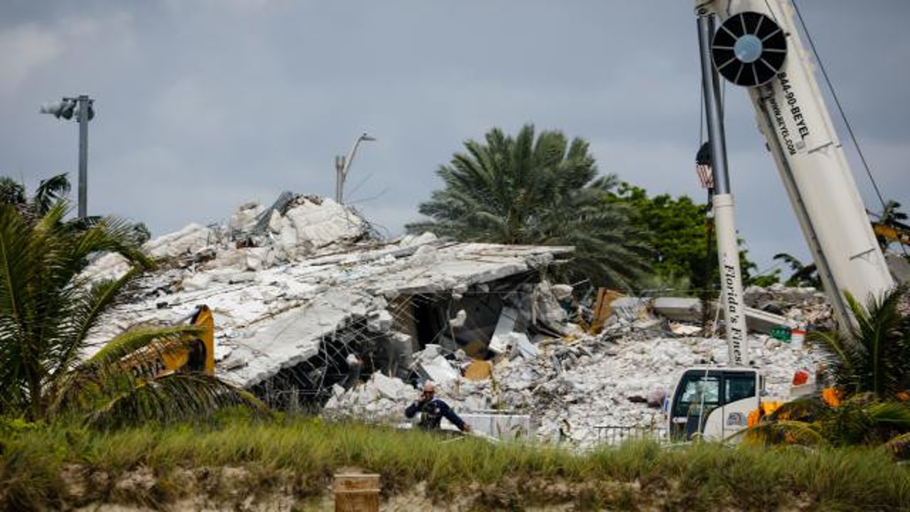 ABD'de çöken binada can kaybı 36'ya çıktı