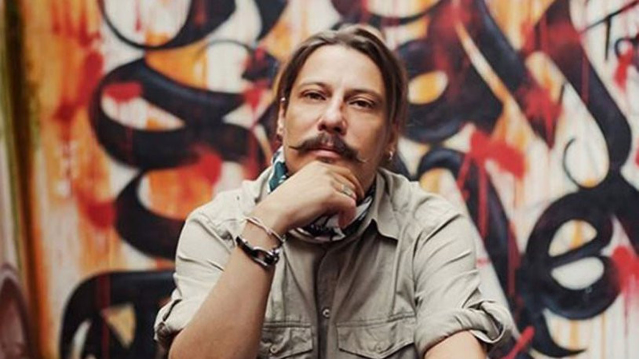 Gazeteci Erk Acarer'e bıçaklı yumruklu saldırı