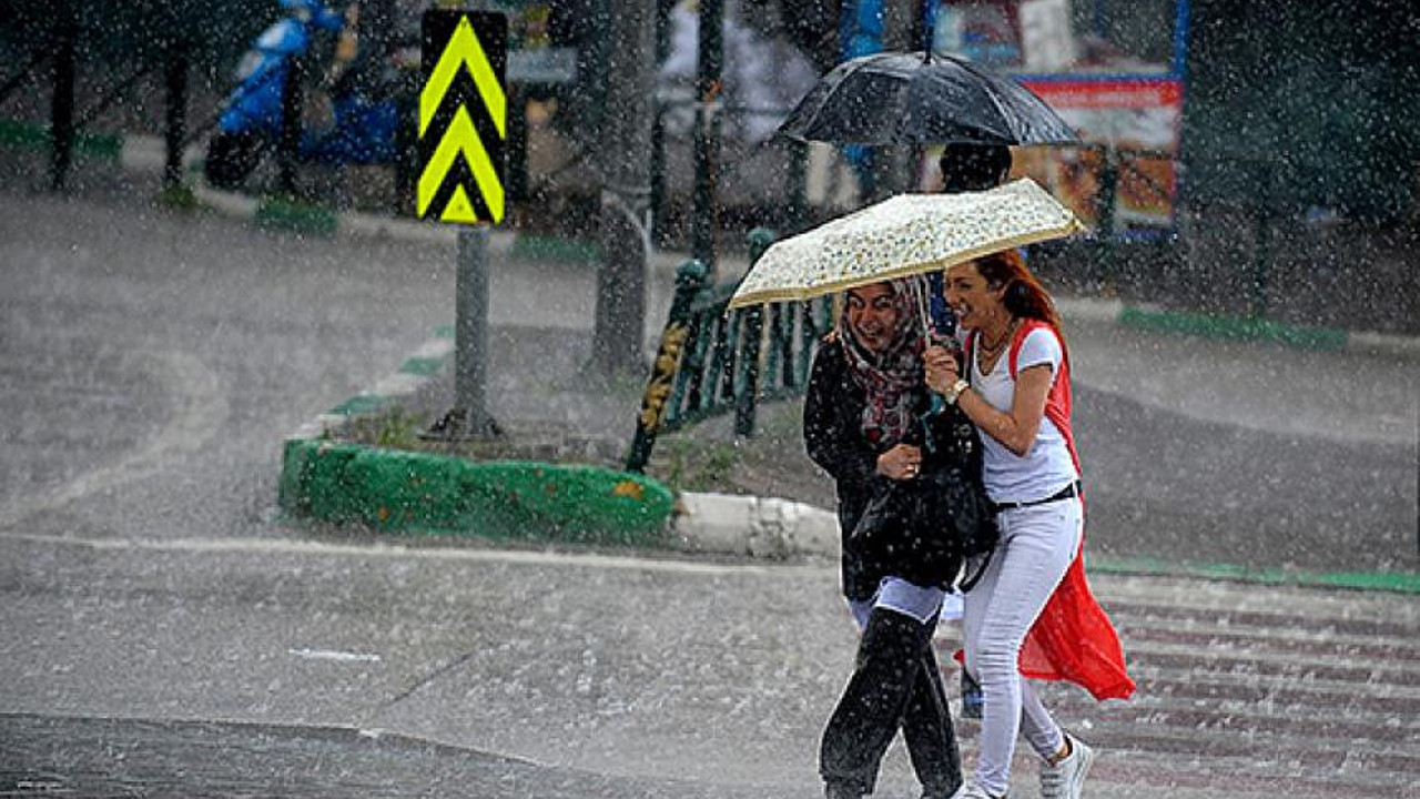 Meteoroloji yağışlar için saat verdi