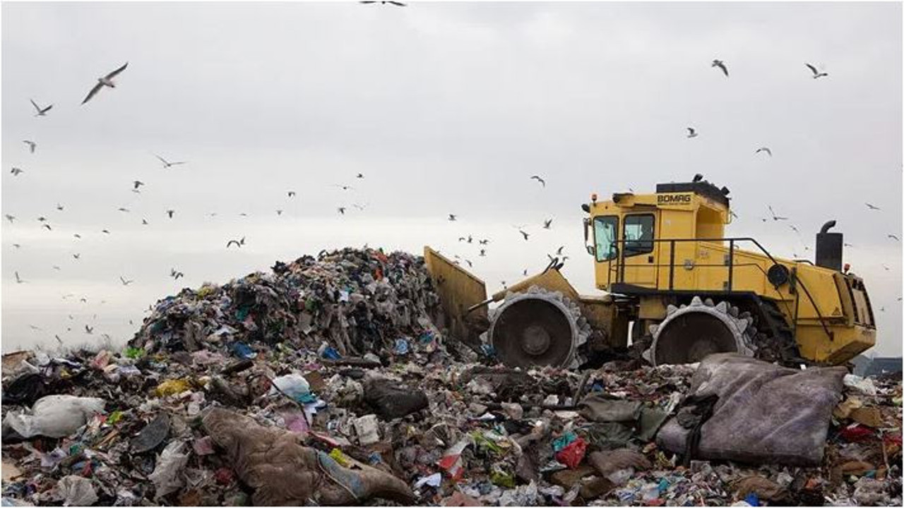 378 milyon dolar değerindeki Bitcoin’i çöpe attı. 12 ay boyunca çöpleri arayacak