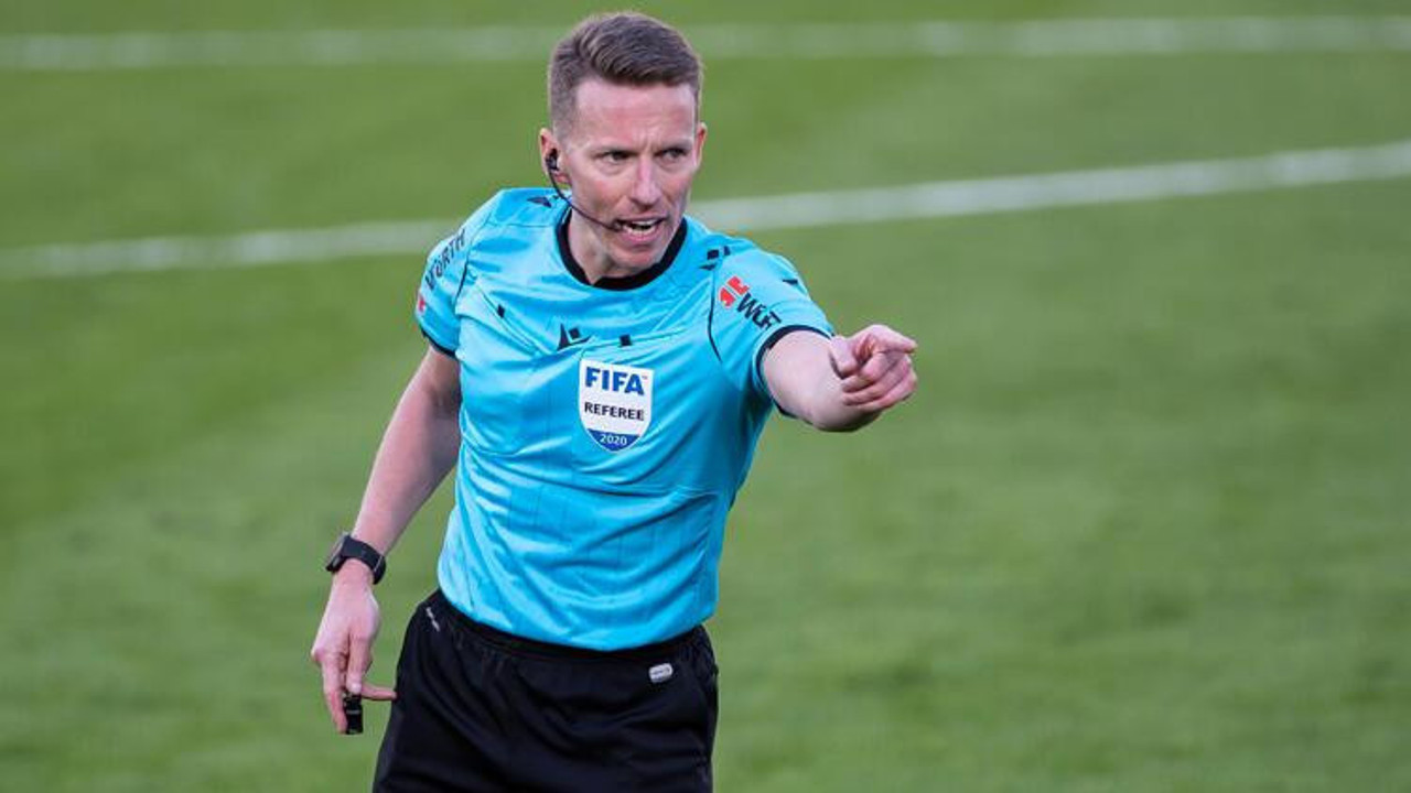 PSV - Galatasaray maçının hakemi belli oldu