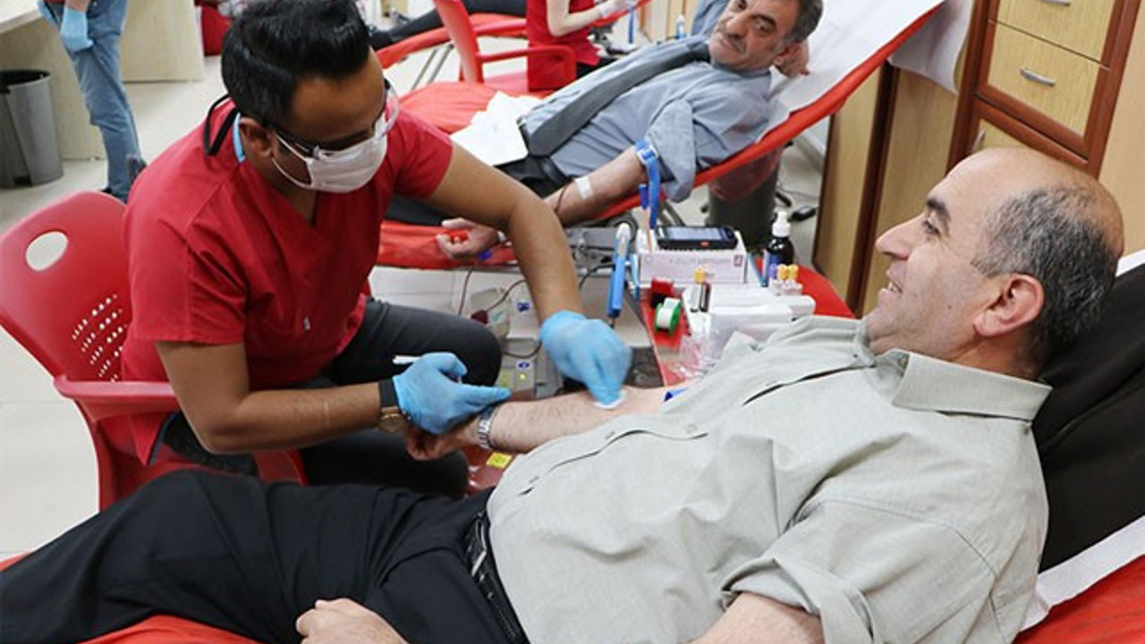 50 kez kan bağışında bulundu