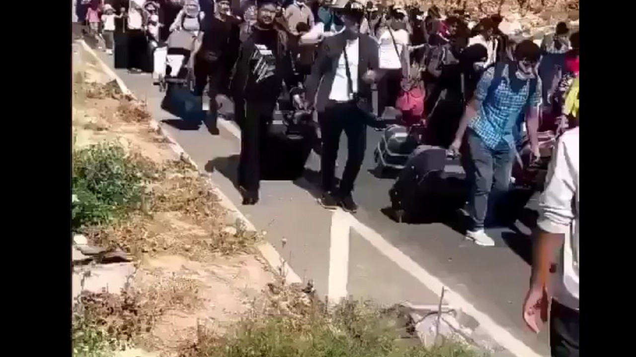 On binlerce Suriyeli tatile gidiyor. Kaçtığı ülkeye bayrama giden sığınmacı muhacir mi olur!