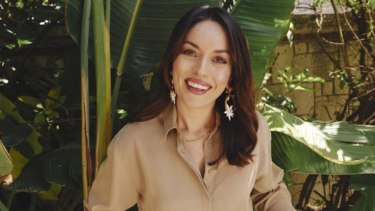 Ezgi Mola'dan büyük isyan