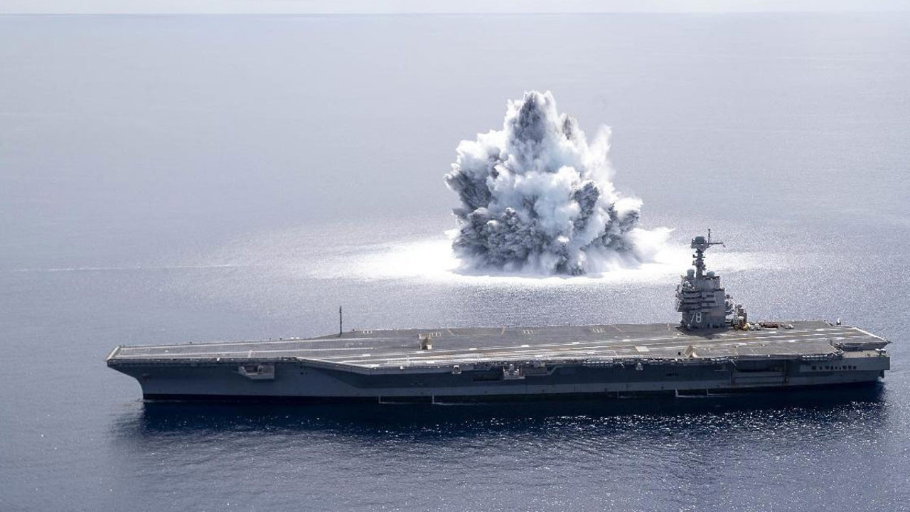 ABD Donanması’nda bir ilk