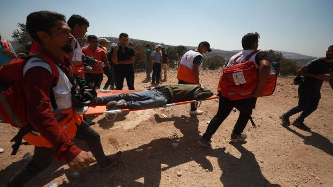 İsrail askerlerinden Filistinlilere sert müdahale: 108 yaralı