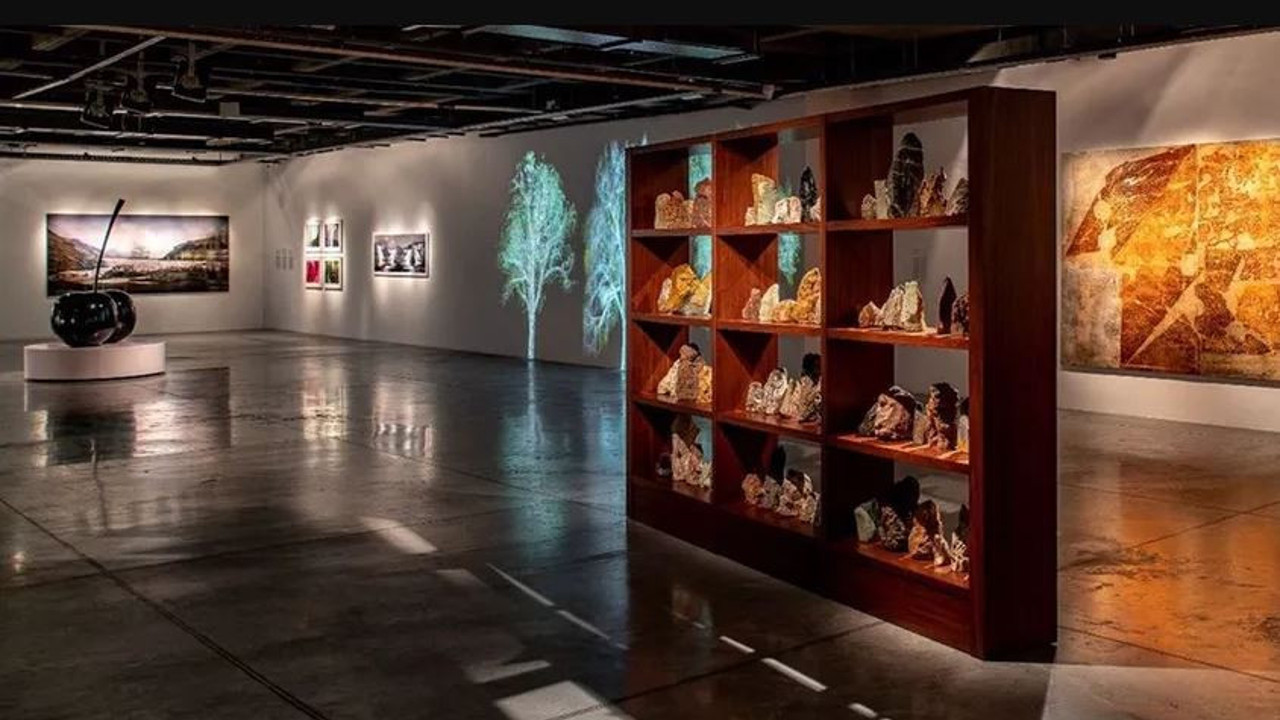 Farklı kuşaklardan 30 sanatçının 40 eseri İstanbul Modern’de