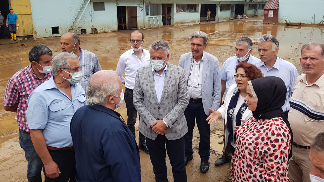 İYİ Partili Örs'ten selin vurduğu Rize'ye ziyaret