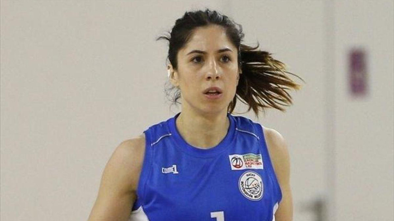 Beşiktaş, milli basketbolcu Özge Yavaş'ı renklerine bağladı
