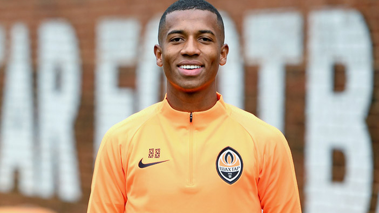 Fenerbahçe'ye 21'lik Sambacı