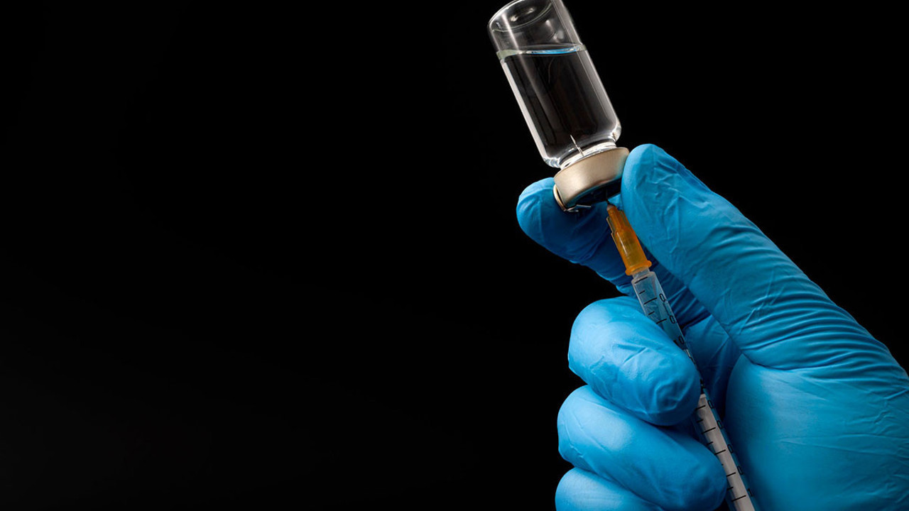 Sosyal mesafe şartı kaldırıldı aşı pasaportu zorunluluğu getirildi. Yüzde 80’i istemiyor