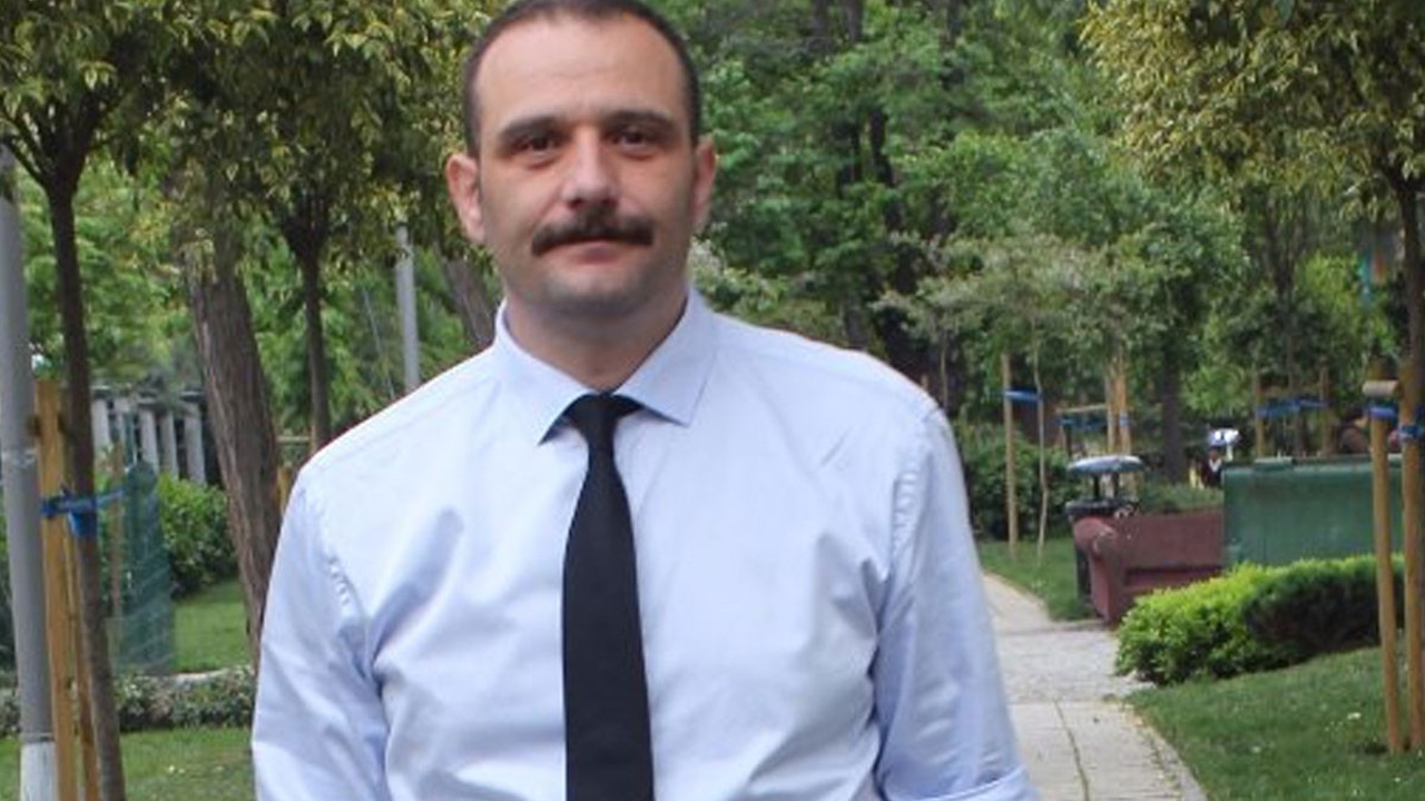 Karanlık dosyaların yazarı Aytunç Erkin bombayı patlattı. TSK’ya kurulan kumpastaki parmak izini açıkladı