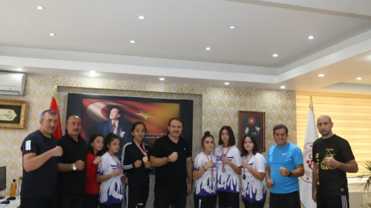 Ordulu kadın boksörler Genç'i ziyaret etti