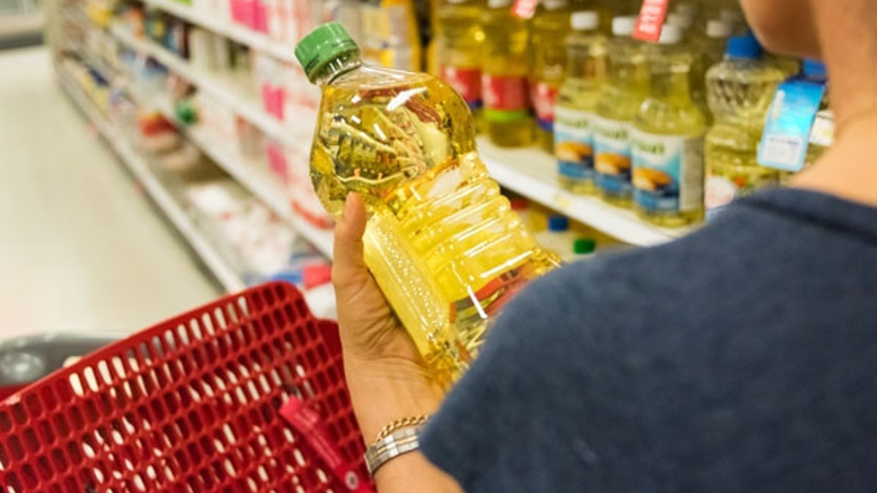 Yağlara fahiş zam. Buldular sahipsiz vatandaşı çaktırmadan zam yapıyorlar