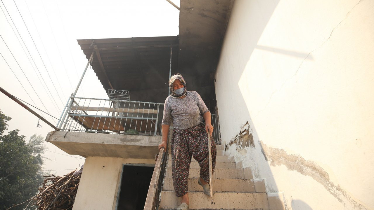 Kanser tedavisi gören kadın yangında her şeyini kaybetti