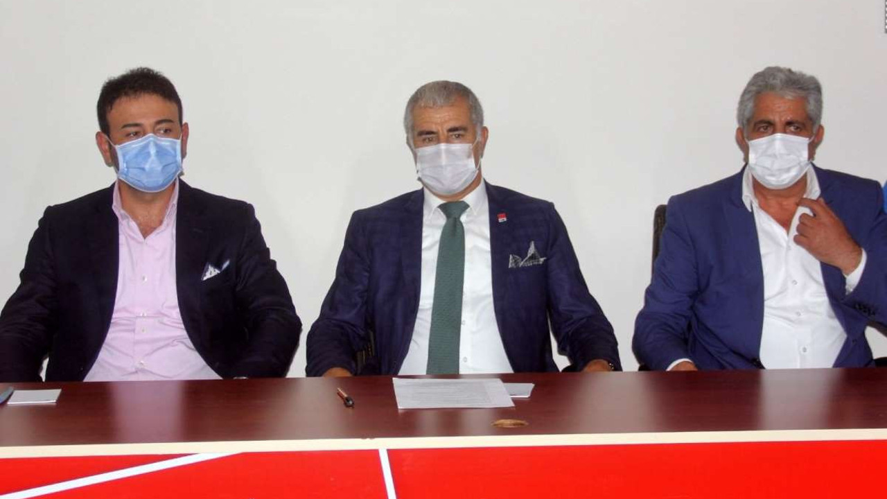 Gazetecilere zarf içinde 500 TL rüşvet dağıtıldı