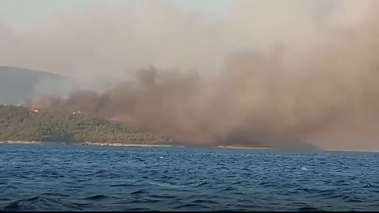 Yılmaz Özdil yer ve saat verip peş peşe sıraladı