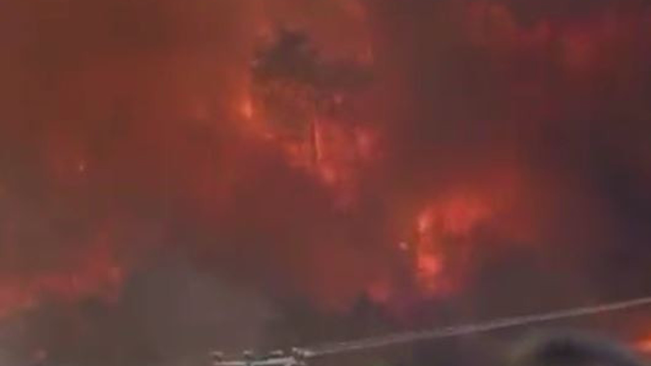 Yılmaz Özdil paylaştı. Türkülere konu olan Çökertme göz göre göre yandı