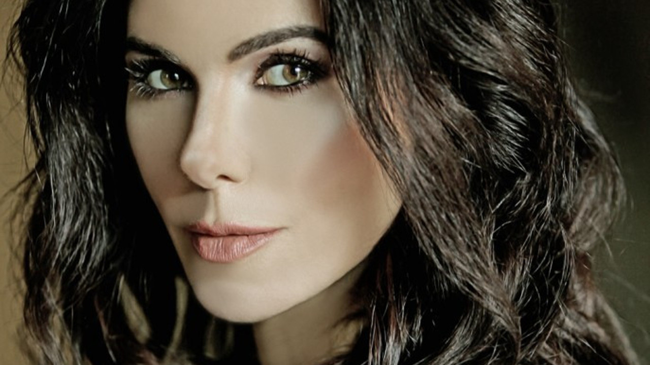 Defne Samyeli'den hükümete yangın isyanı