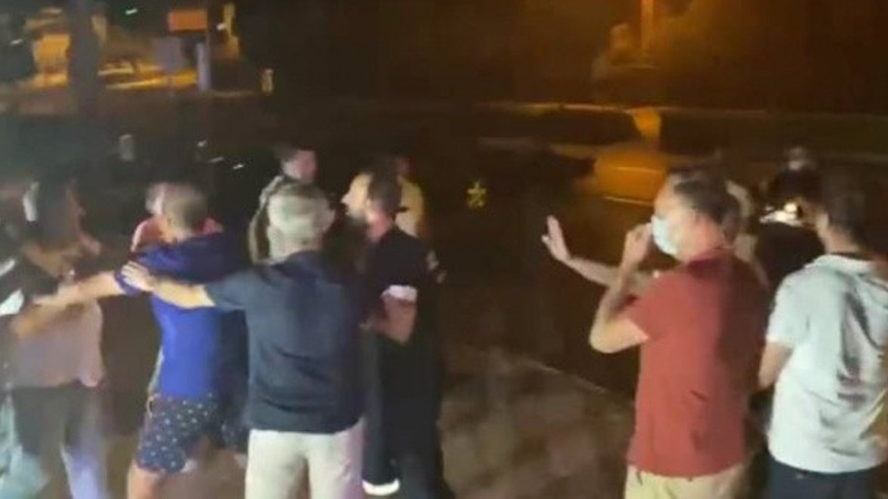 Halk TV'nin İçmeler'de yapılan canlı yayınına çirkin saldırı