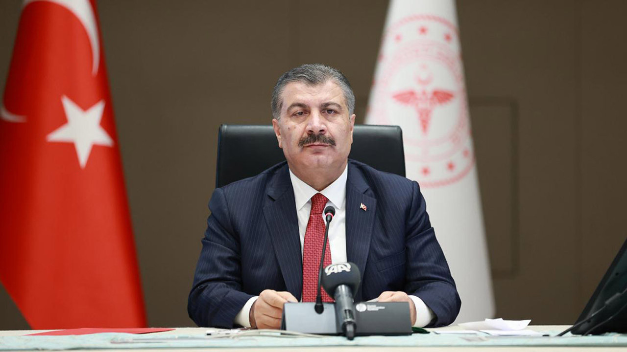 Sağlık Bakanı Koca’dan 'çift doz aşı' uyarısı