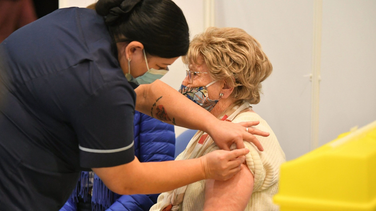 ABD'de nüfusun yarısı koronavirüse karşı 'tamamen' aşılandı