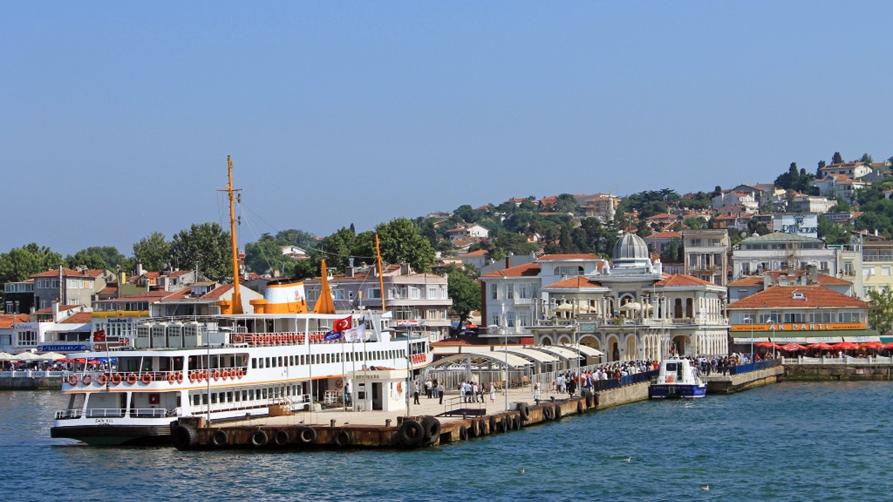 İBB'den yangın önlemi. Adalar'a seferler azaltıldı