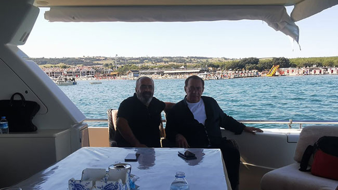 Uzun süredir sessizliğini koruyan Alaattin Çakıcı nerede ortaya çıktı? Yanında ünlü iş insanı da var...