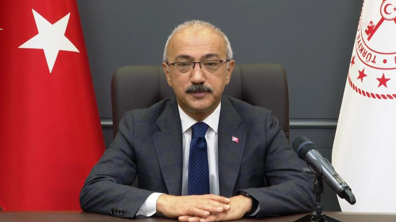 Bakan Elvan, Demirören Grubu’nun Ziraat Bankası’ndan aldığı 750 milyon dolarlık kredi için “müşteri sırrı” dedi