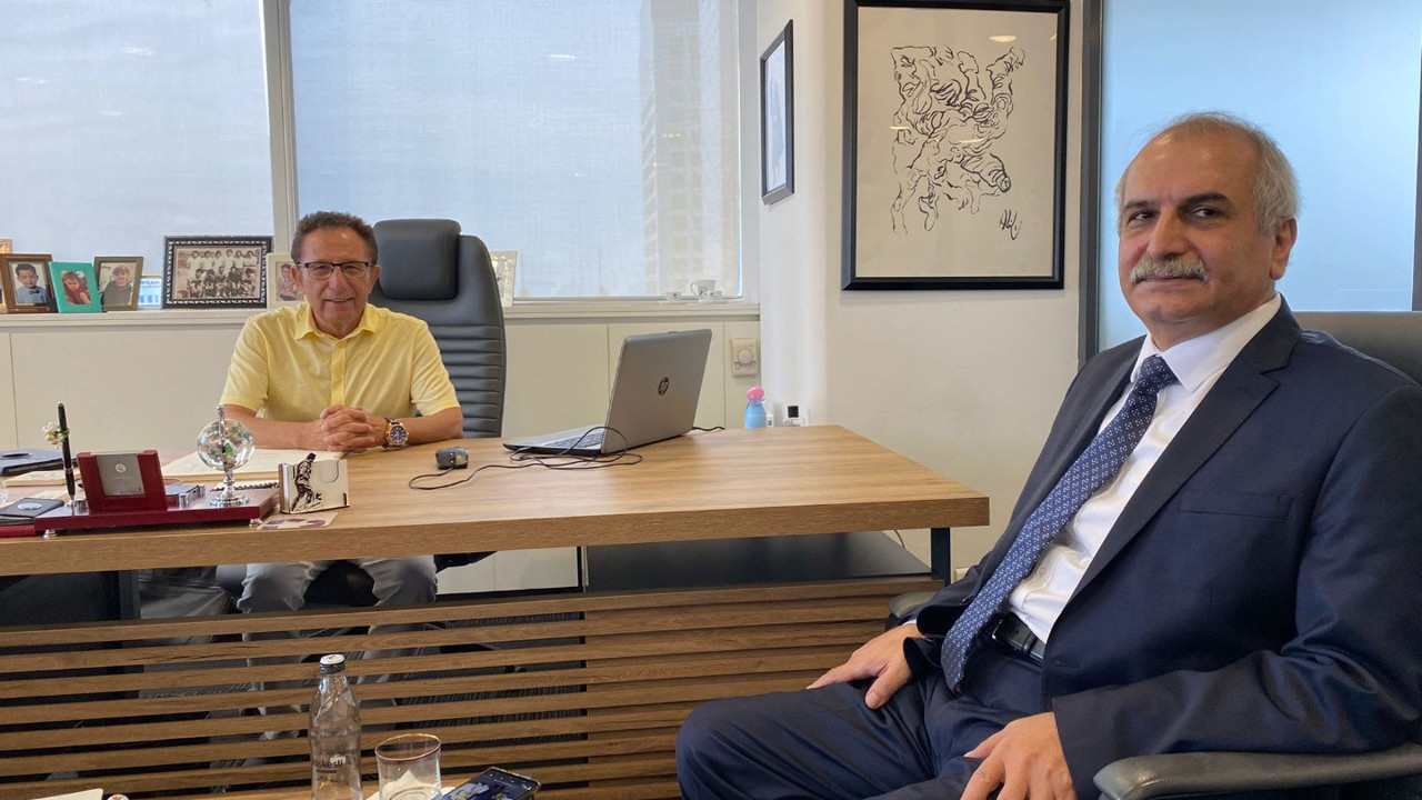 İYİ Partili Ahmet Çelik’ten Sözcü Gazetesi’ne ziyaret