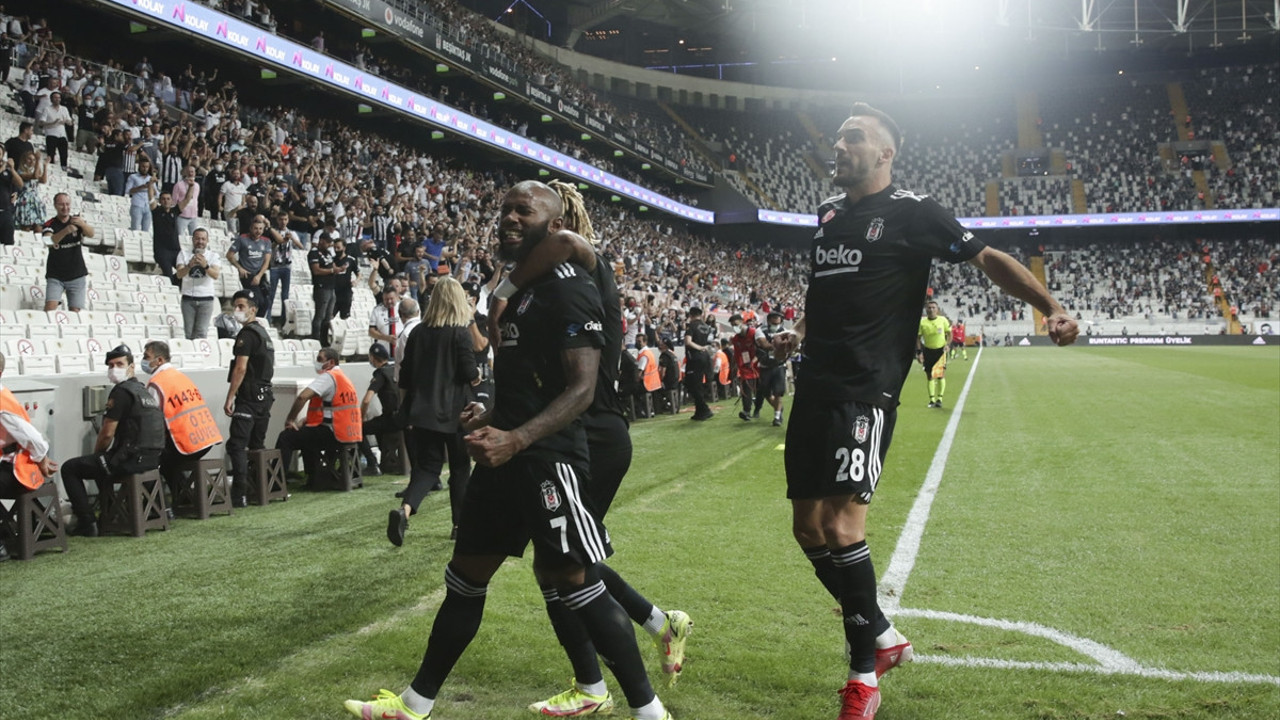 Dolmabahçe'de Beşiktaş rüzgarı